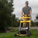 DeWalt DCMWSP156N XR Twin-18V 53cm Lawn Mower Self-Propelled 36V Lawnmower Body Only (With Charger & 2x 5.0Ah Batteries) - Image 2