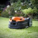 LawnMaster OcuMow 18 Drop and Mow Robotic Mower with Docking Station - immagine 14