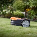 LawnMaster OcuMow 18 Drop and Mow Robotic Mower with Docking Station - immagine 13