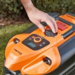 LawnMaster OcuMow 18 Drop and Mow Robotic Mower with Docking Station - immagine 10